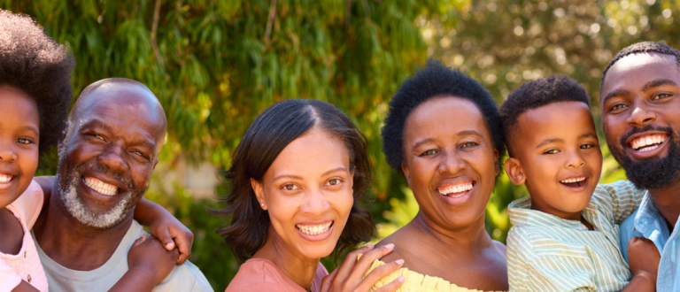 Multigenerational Family Photo - Summer Theme